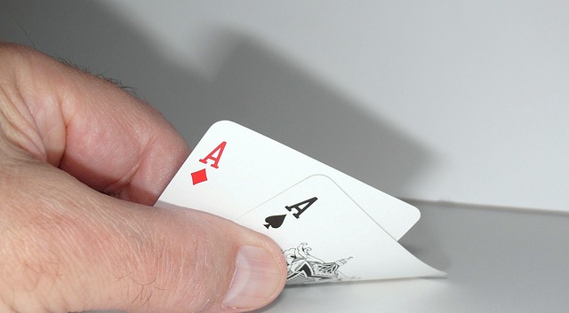 Analyze each poker hand